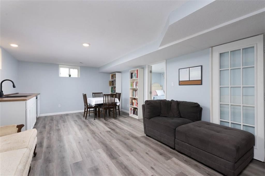 4822 Logan Avenue — photo 38