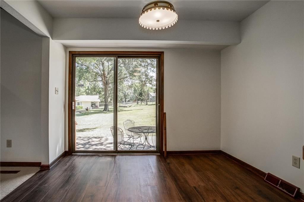 308 SW WOODS CHAPEL Road — photo 11