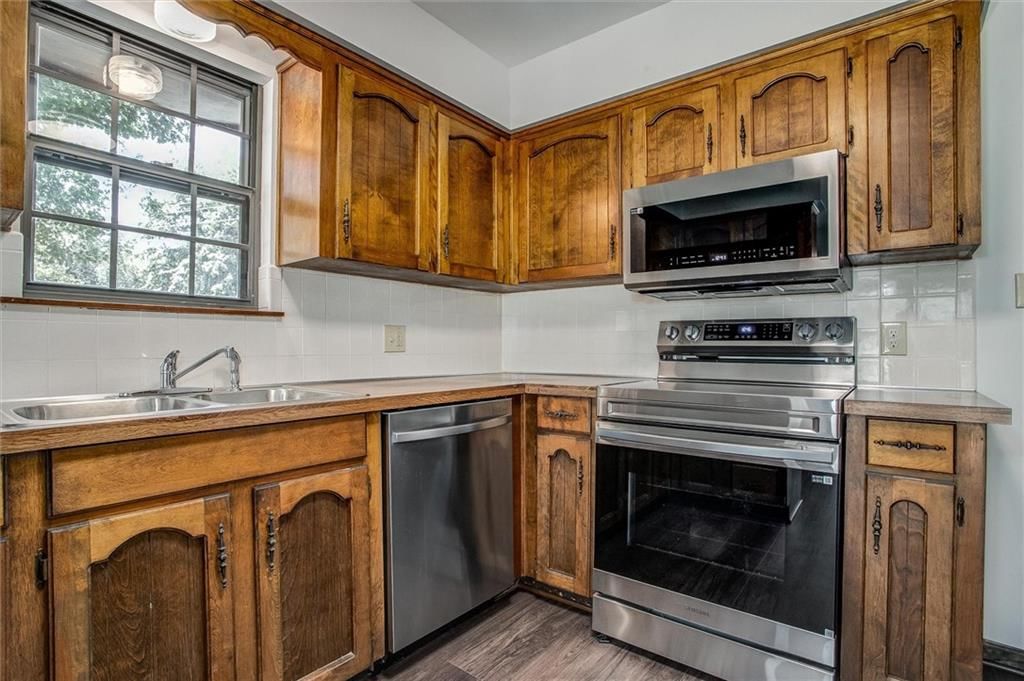 308 SW WOODS CHAPEL Road — photo 13