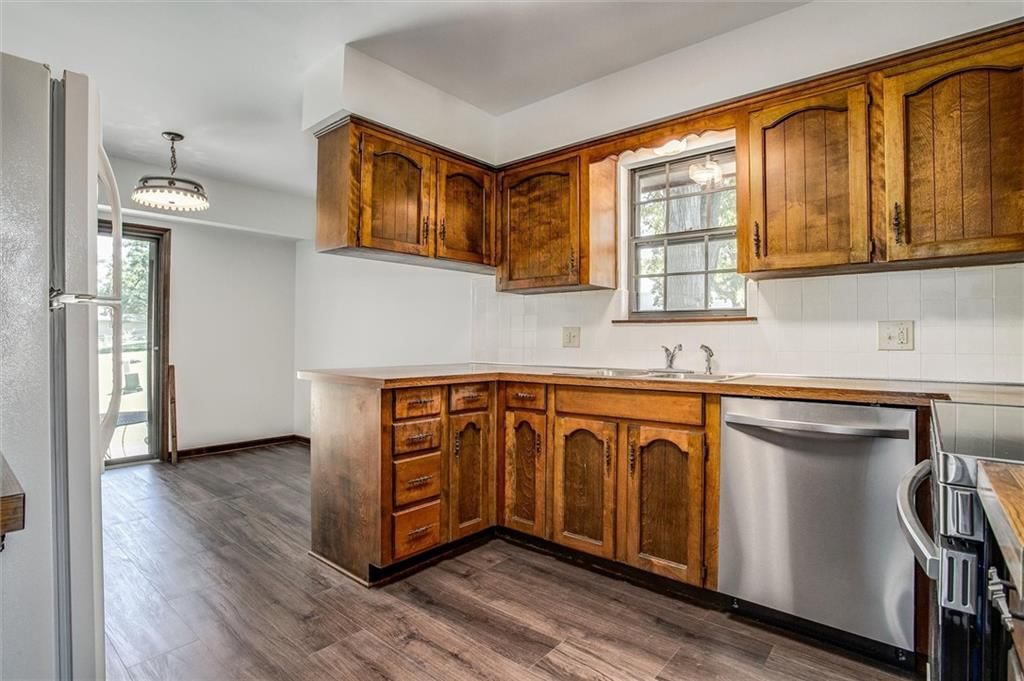 308 SW WOODS CHAPEL Road — photo 14