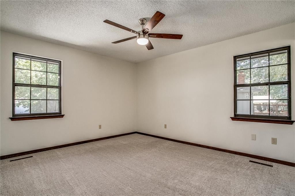 308 SW WOODS CHAPEL Road — photo 21