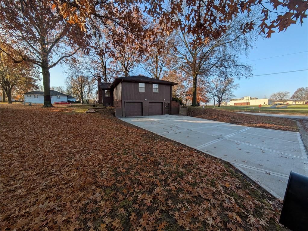 308 SW WOODS CHAPEL Road — photo 33