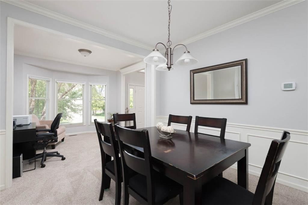 Photo 15 of 55 - 13221 Barton Street