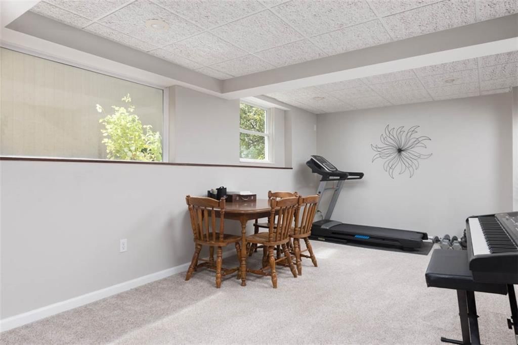 Photo 38 of 55 - 13221 Barton Street