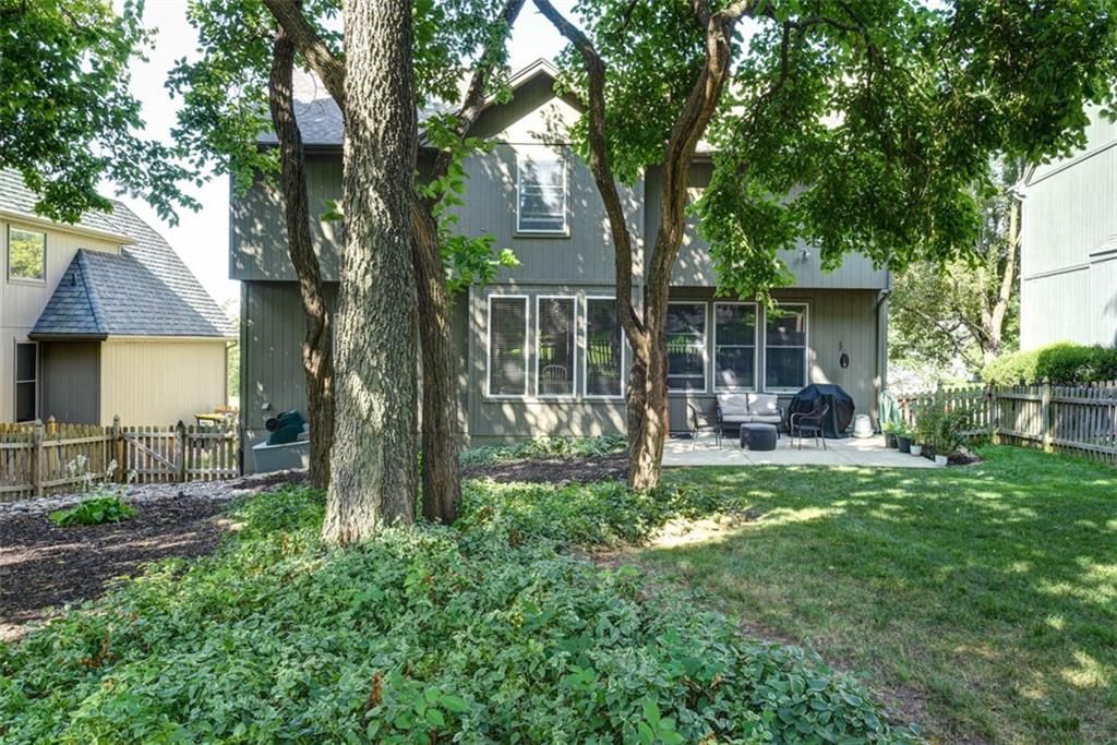 Photo 51 of 55 - 13221 Barton Street