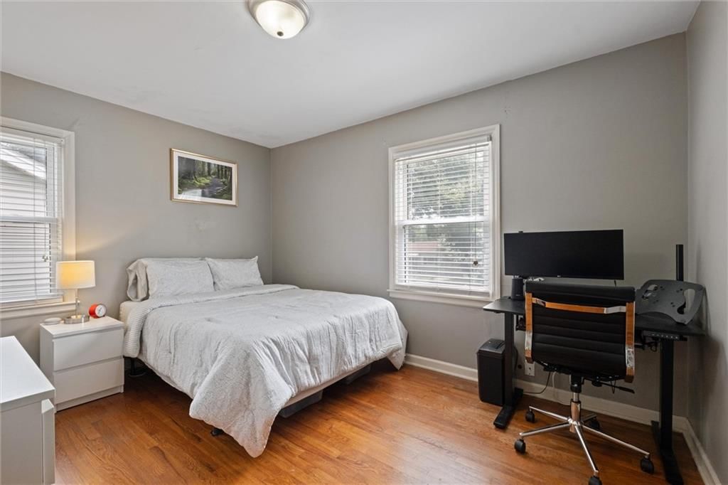 Photo 15 of 28 - 604 W 88th Street