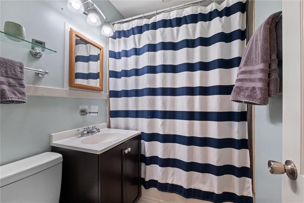 Photo 20 of 28 - 604 W 88th Street