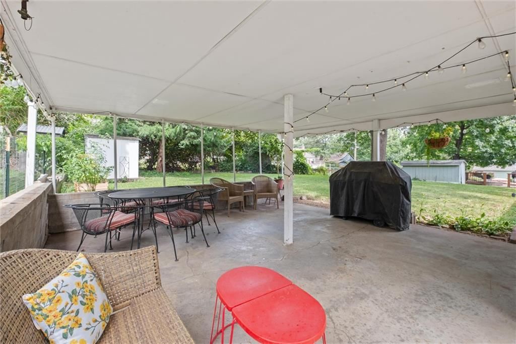 Photo 23 of 28 - 604 W 88th Street