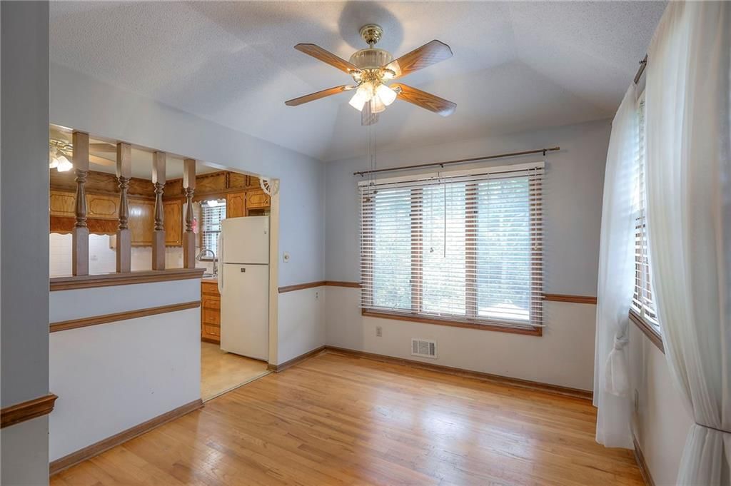 Photo 8 of 26 - 8313 Maywood Avenue
