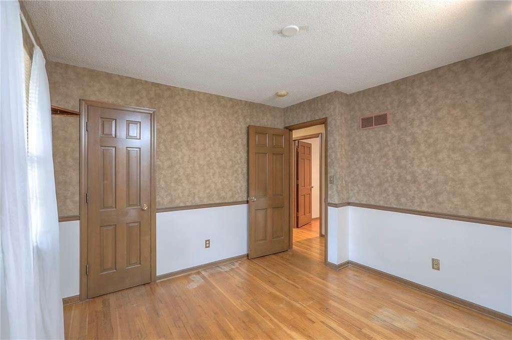 Photo 15 of 26 - 8313 Maywood Avenue