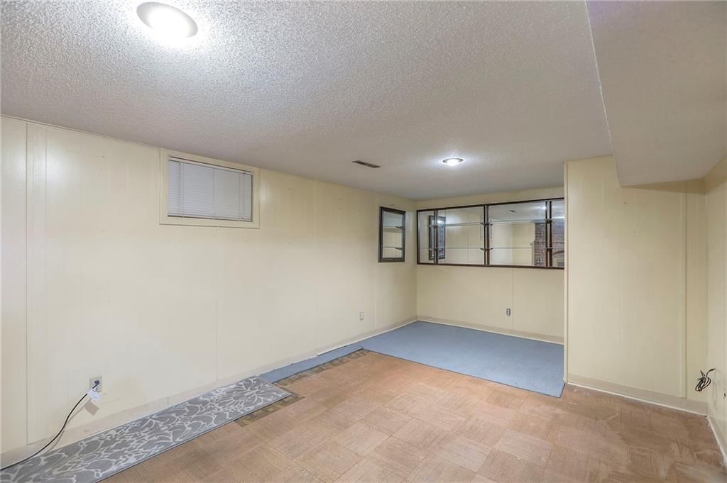 Photo 19 of 26 - 8313 Maywood Avenue