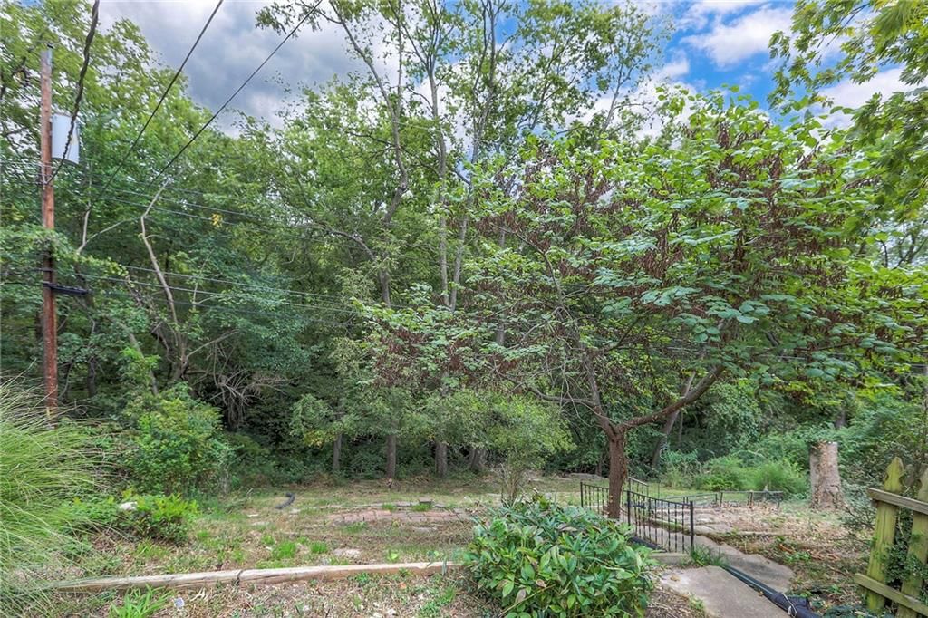 Photo 21 of 26 - 8313 Maywood Avenue