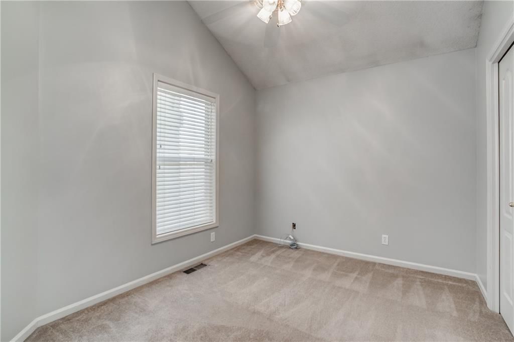 7809 N Cherry Street — photo 8