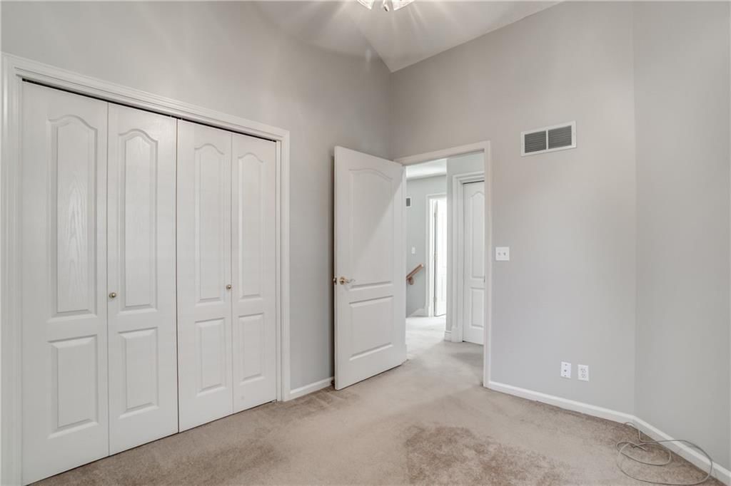 7809 N Cherry Street — photo 9