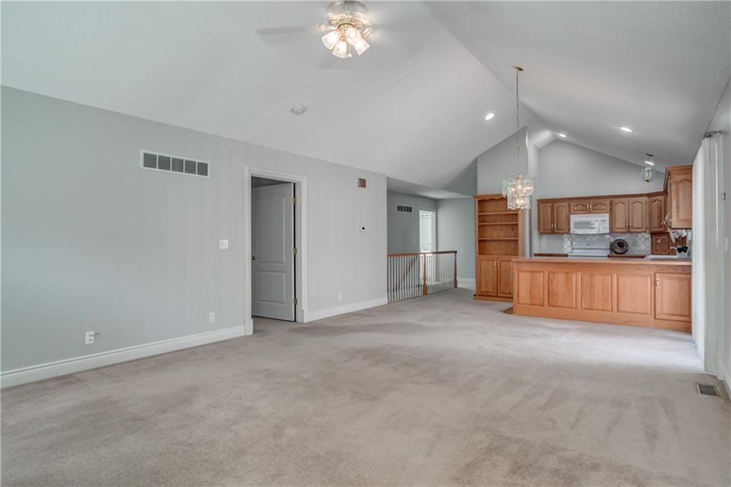 7809 N Cherry Street — photo 17