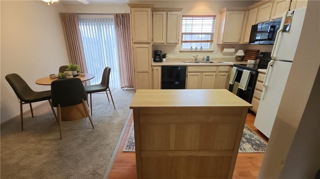 1313 SE Broadway Circle — photo 13