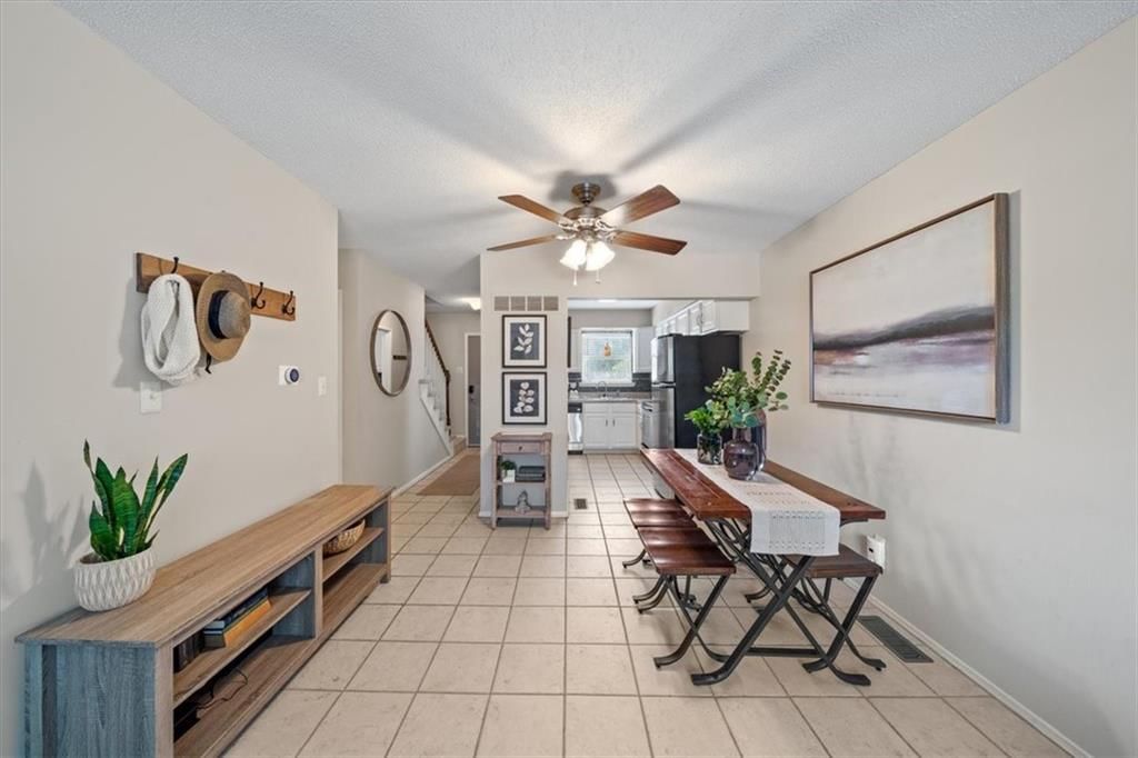 Photo 5 of 19 - 8638 W 85th Street