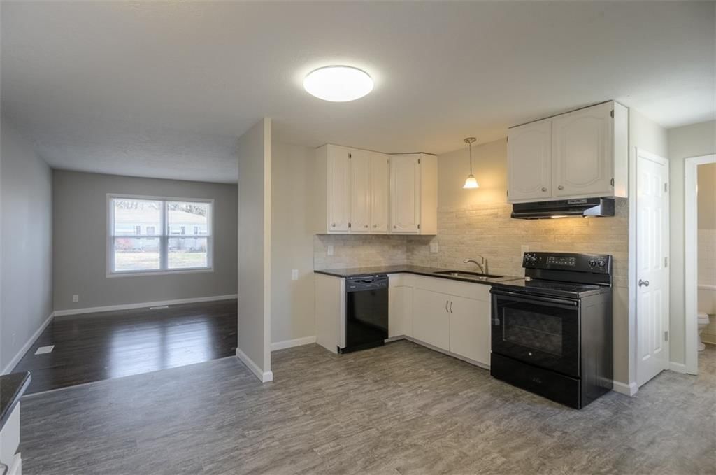 9414 Lewis Avenue — photo 7