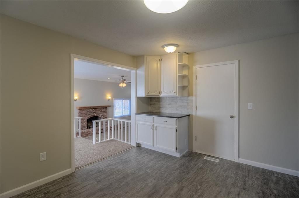 9414 Lewis Avenue — photo 9