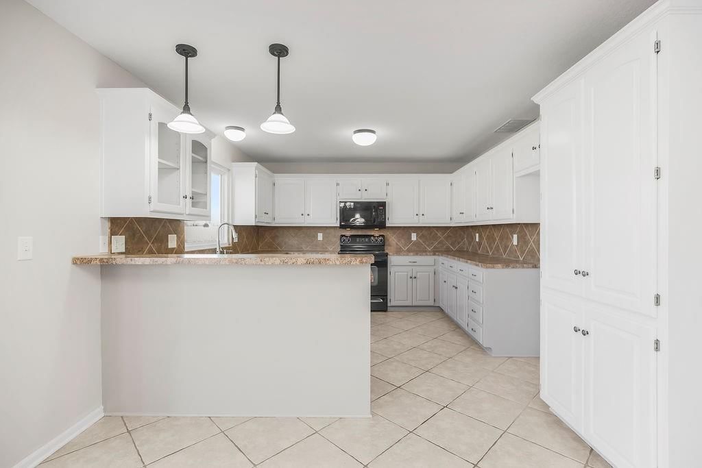 2618 Meadowlark Drive — photo 8