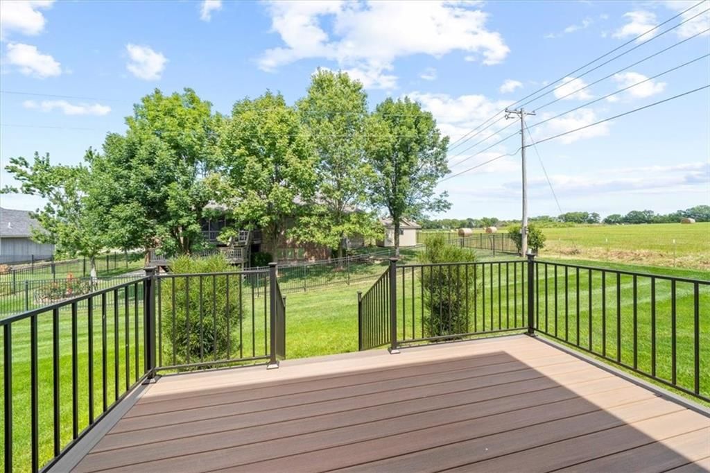 2618 Meadowlark Drive — photo 25