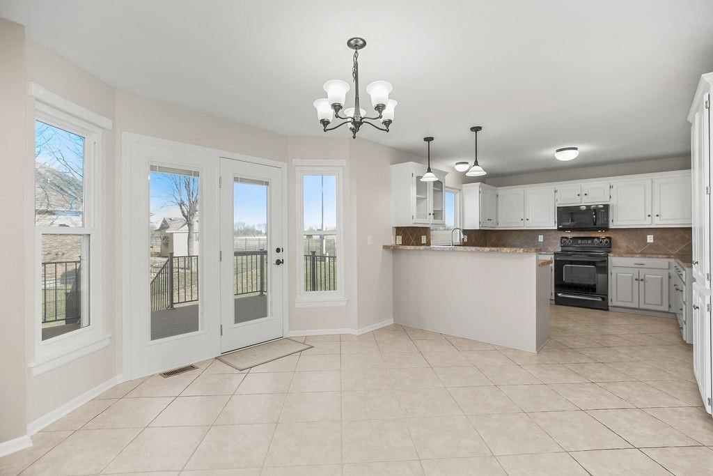 2618 Meadowlark Drive — photo 33