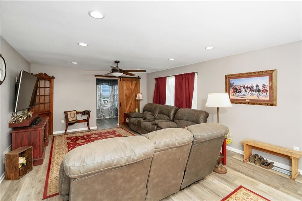 Photo 10 of 62 - 5080 Dabinawa Drive