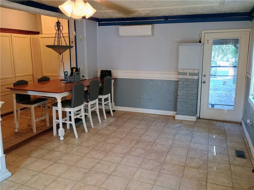 62 S Valley Street — photo 8