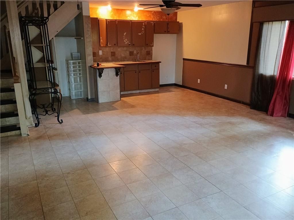 62 S Valley Street — photo 18
