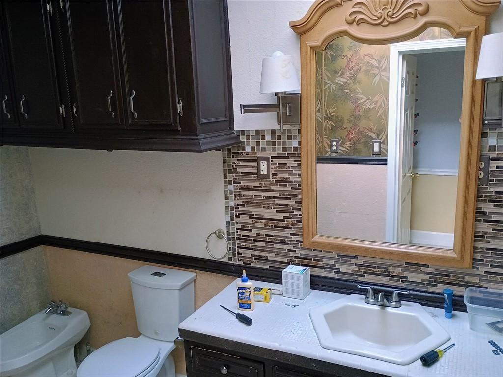 62 S Valley Street — photo 25