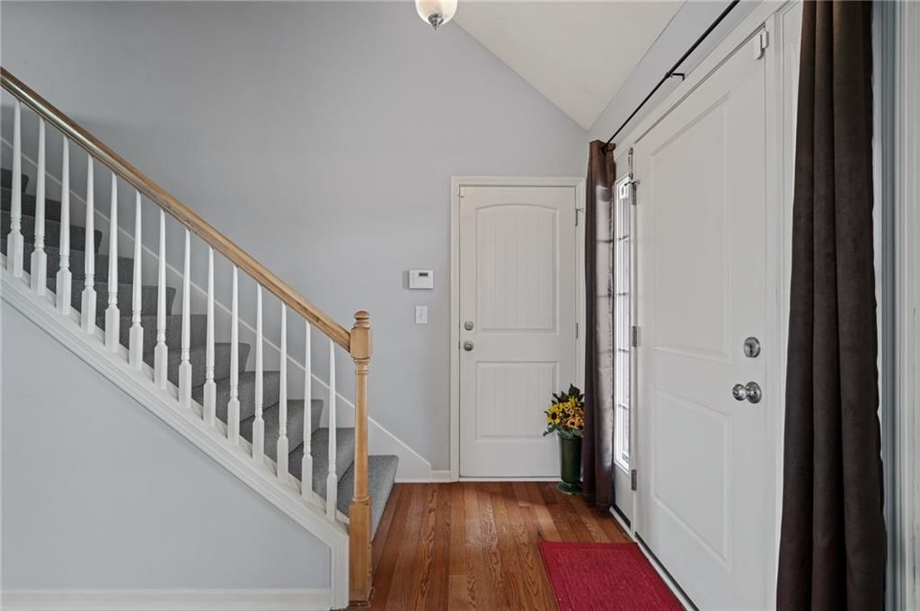 Photo 5 of 46 - 7504 E 143rd Street