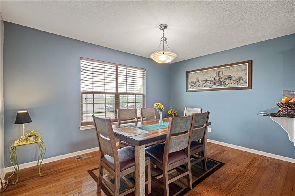 Photo 11 of 46 - 7504 E 143rd Street