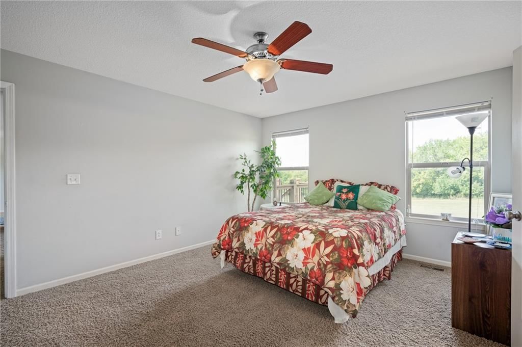 Photo 20 of 46 - 7504 E 143rd Street