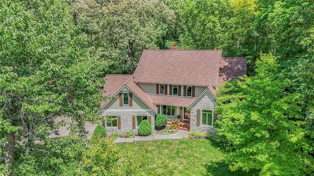 8675 Shorewood Drive — photo 3