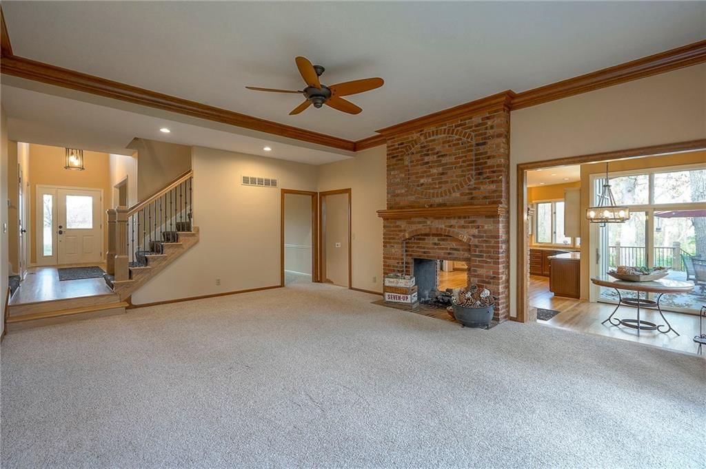8675 Shorewood Drive — photo 11