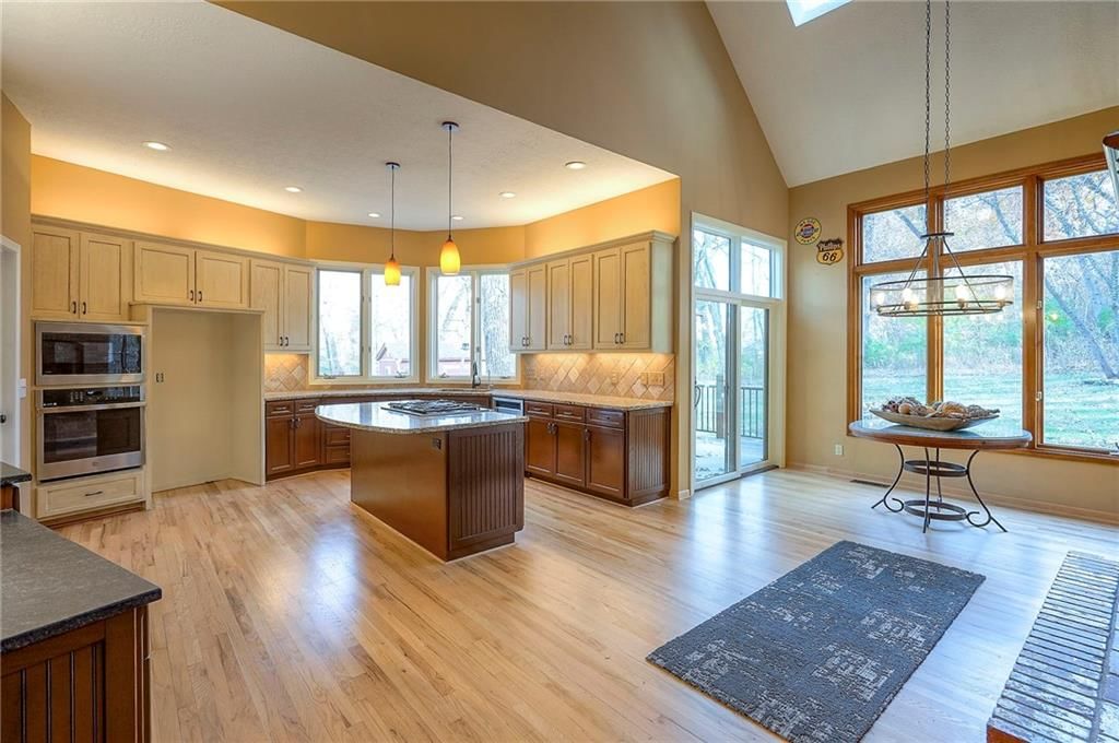 8675 Shorewood Drive — photo 13