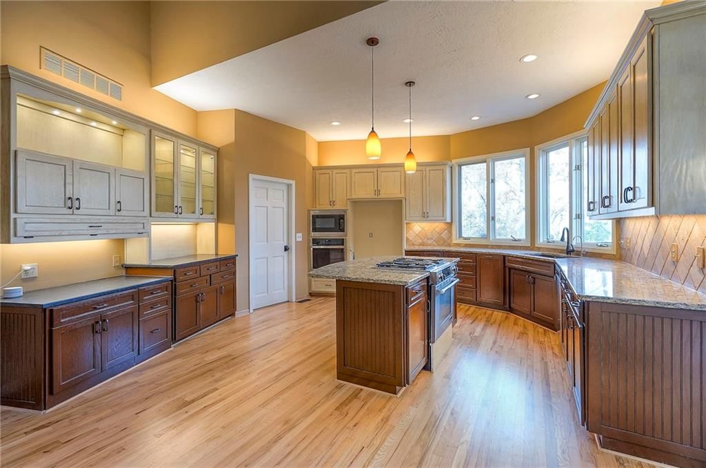 8675 Shorewood Drive — photo 15