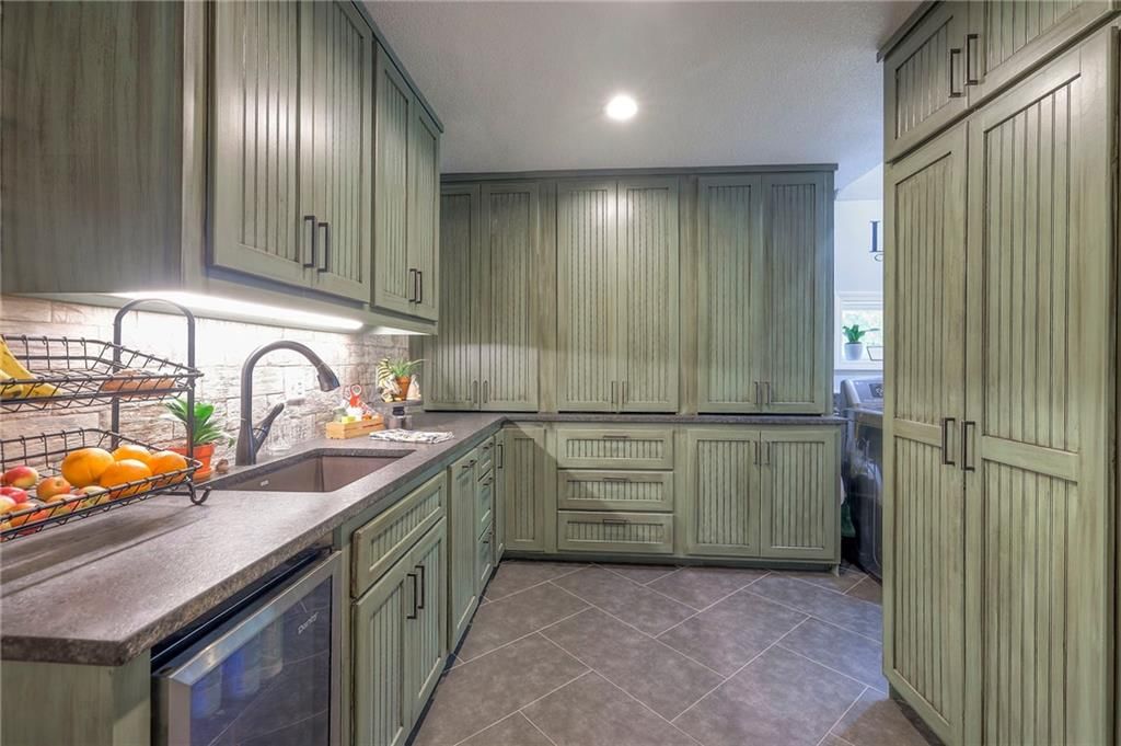 8675 Shorewood Drive — photo 19