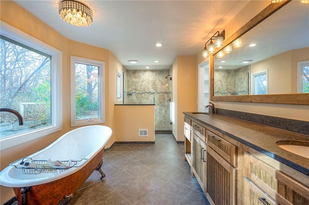 8675 Shorewood Drive — photo 29