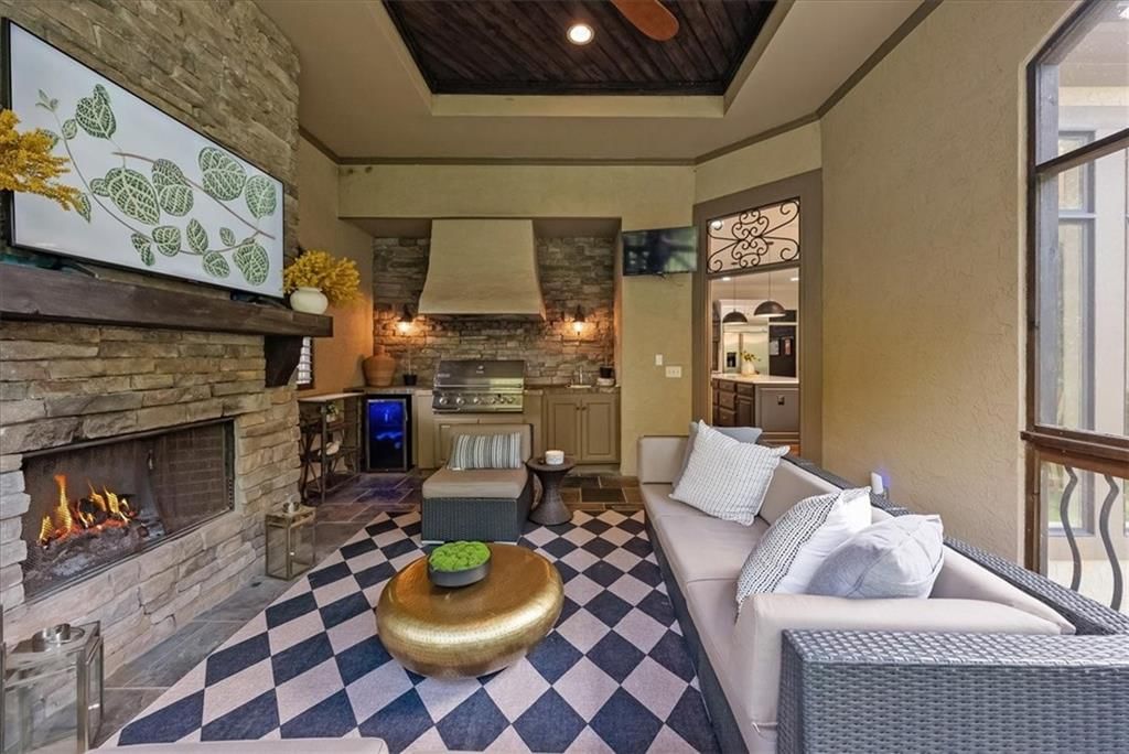 Photo 32 of 86 - 16860 Highland Ridge N/A