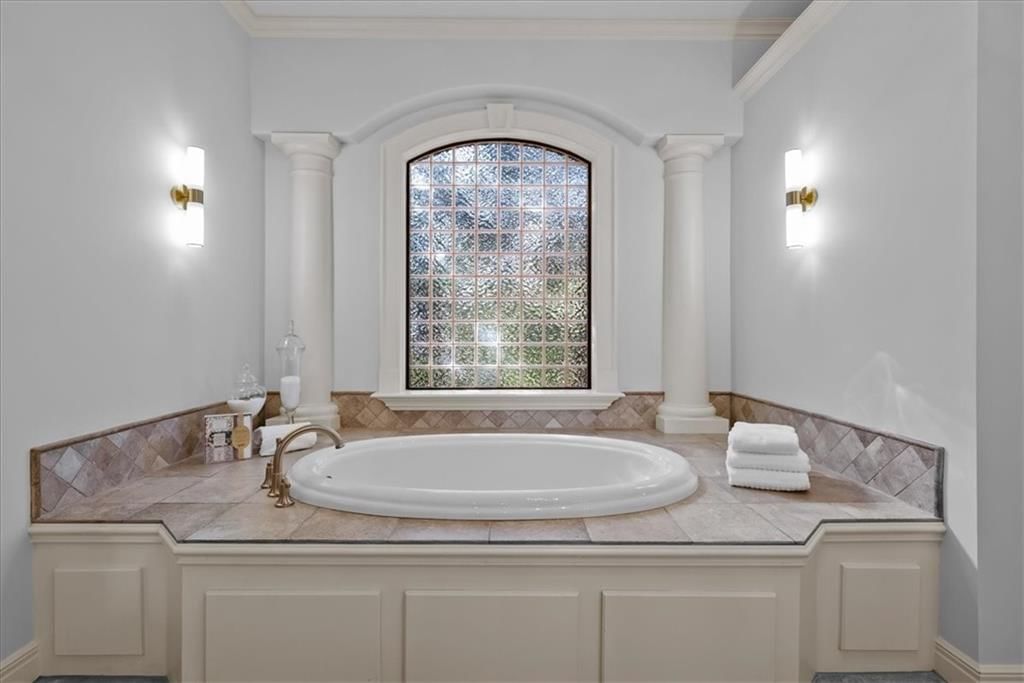 Photo 41 of 86 - 16860 Highland Ridge N/A