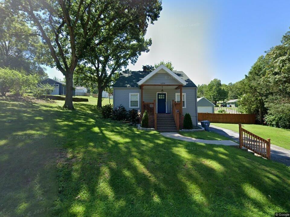 11511 BURTON Street, Sugar Creek, MO