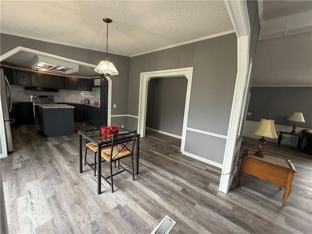 16007 Oval Avenue — photo 7
