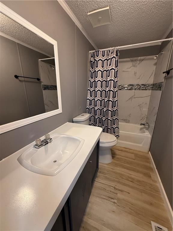 16007 Oval Avenue — photo 16