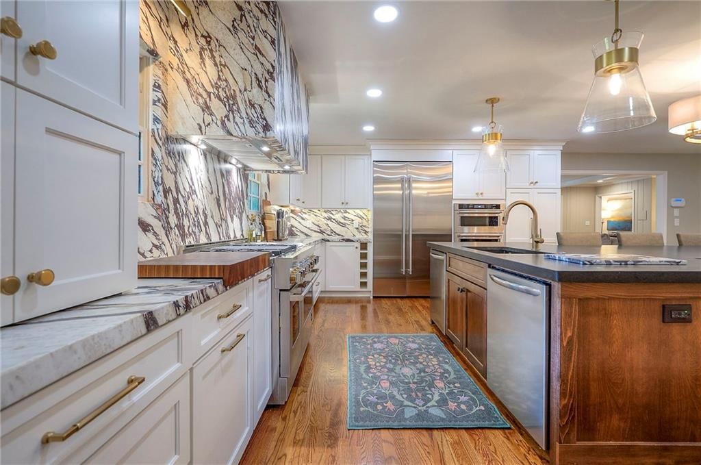 1201 W 113th Street — photo 12