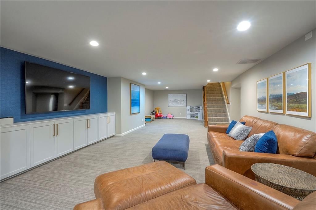 1201 W 113th Street — photo 46