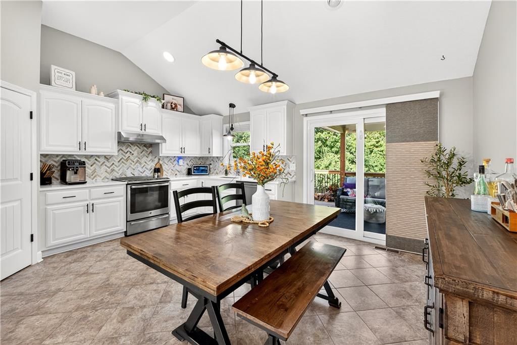 3412 NW 50th Street — photo 9