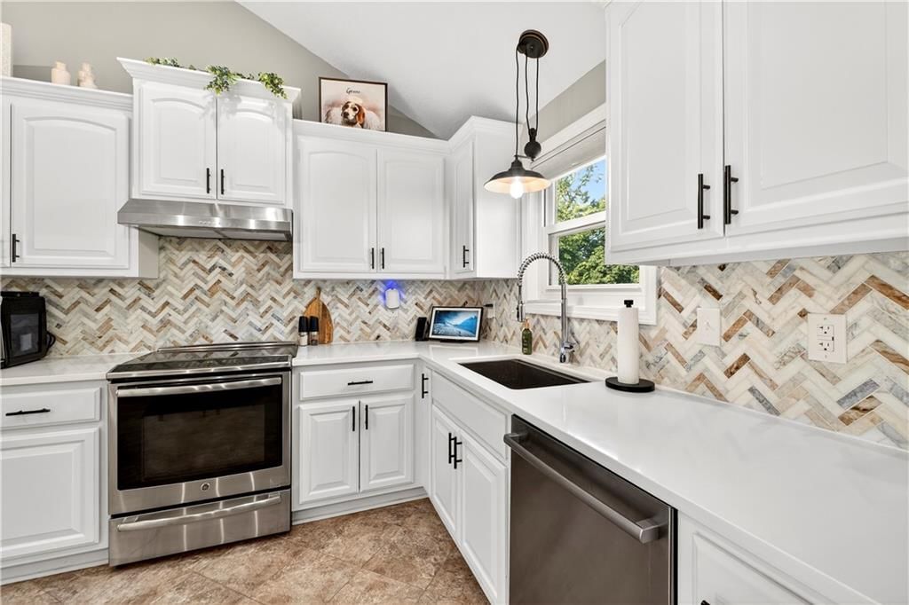 3412 NW 50th Street — photo 13