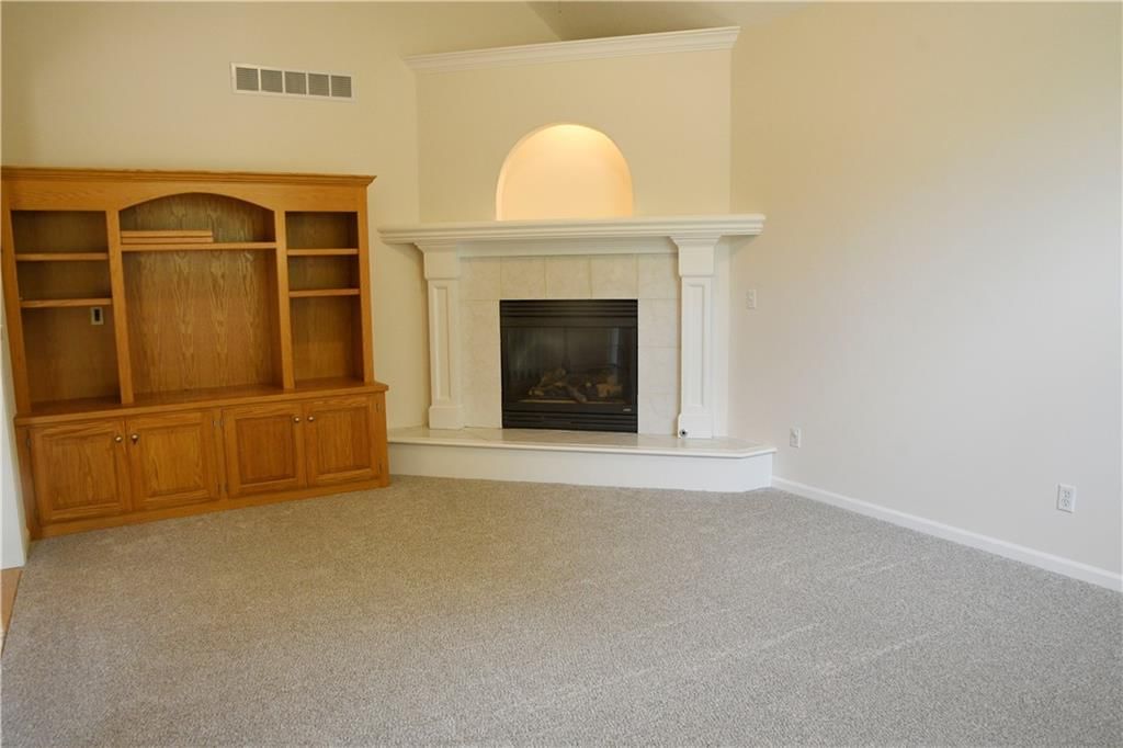 13821 Grove Avenue — photo 5