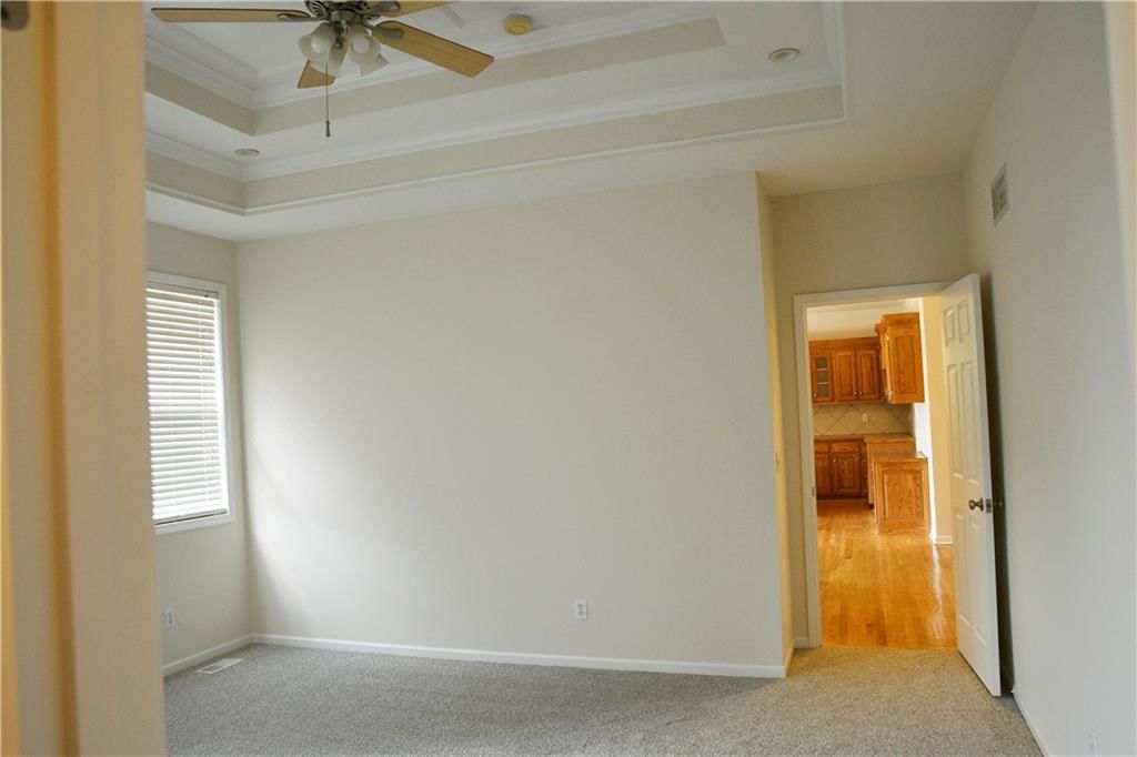 13821 Grove Avenue — photo 11